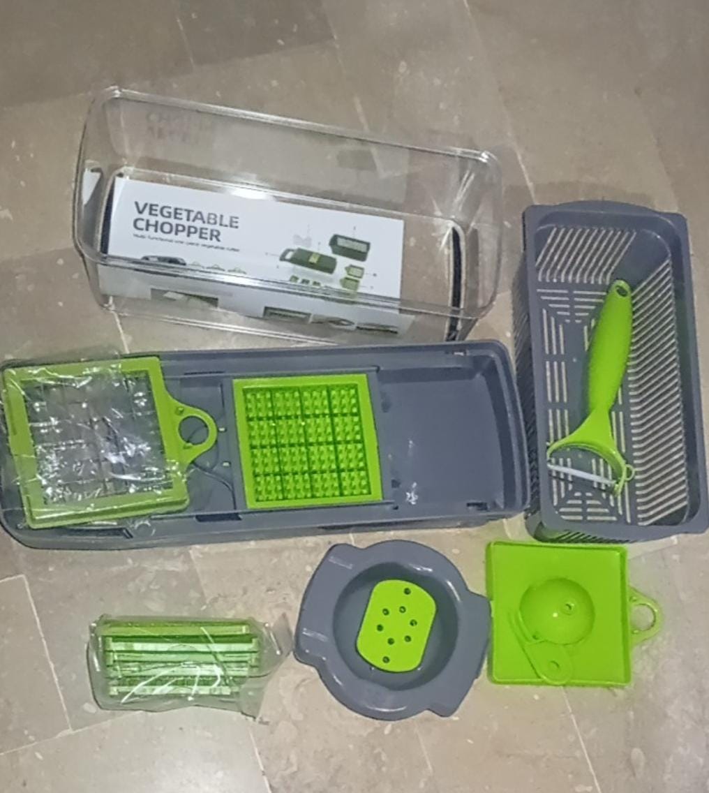 16-in-1 Multifunctional Vegetable Chopper & Slicer